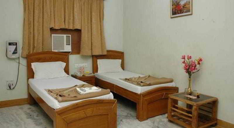 Indira International Inn New Delhi Exterior photo